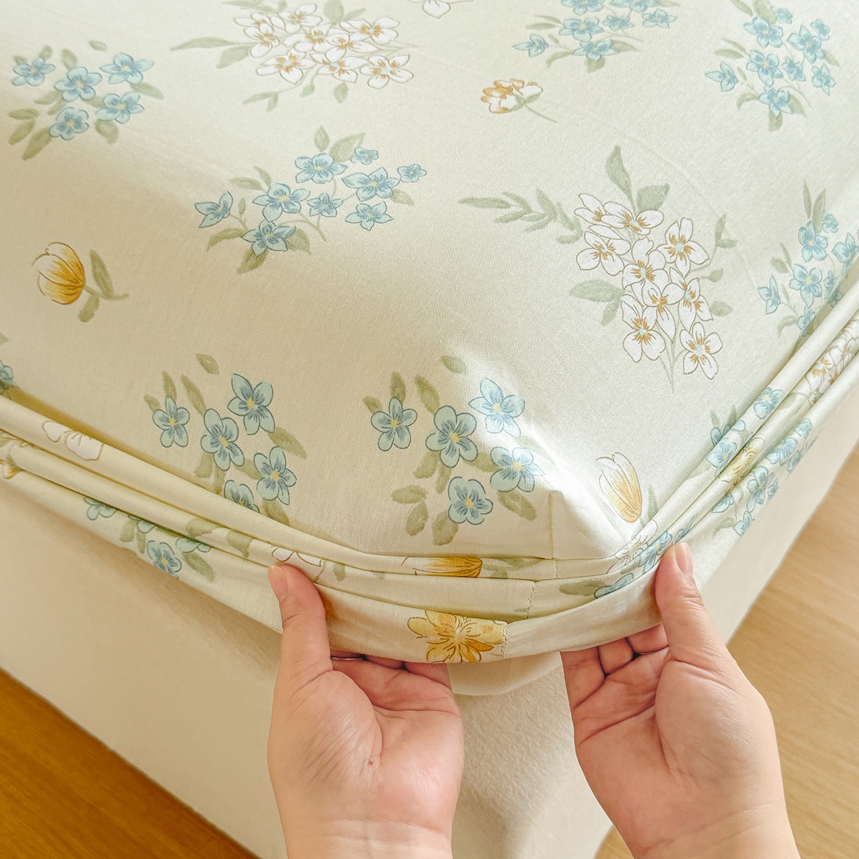 91家纺网 家纺一手货源 找家纺 尚帛 2026新款全棉品质喷气印花爆款四件套 多规格套件 单品系列-单床笠 春漫庭