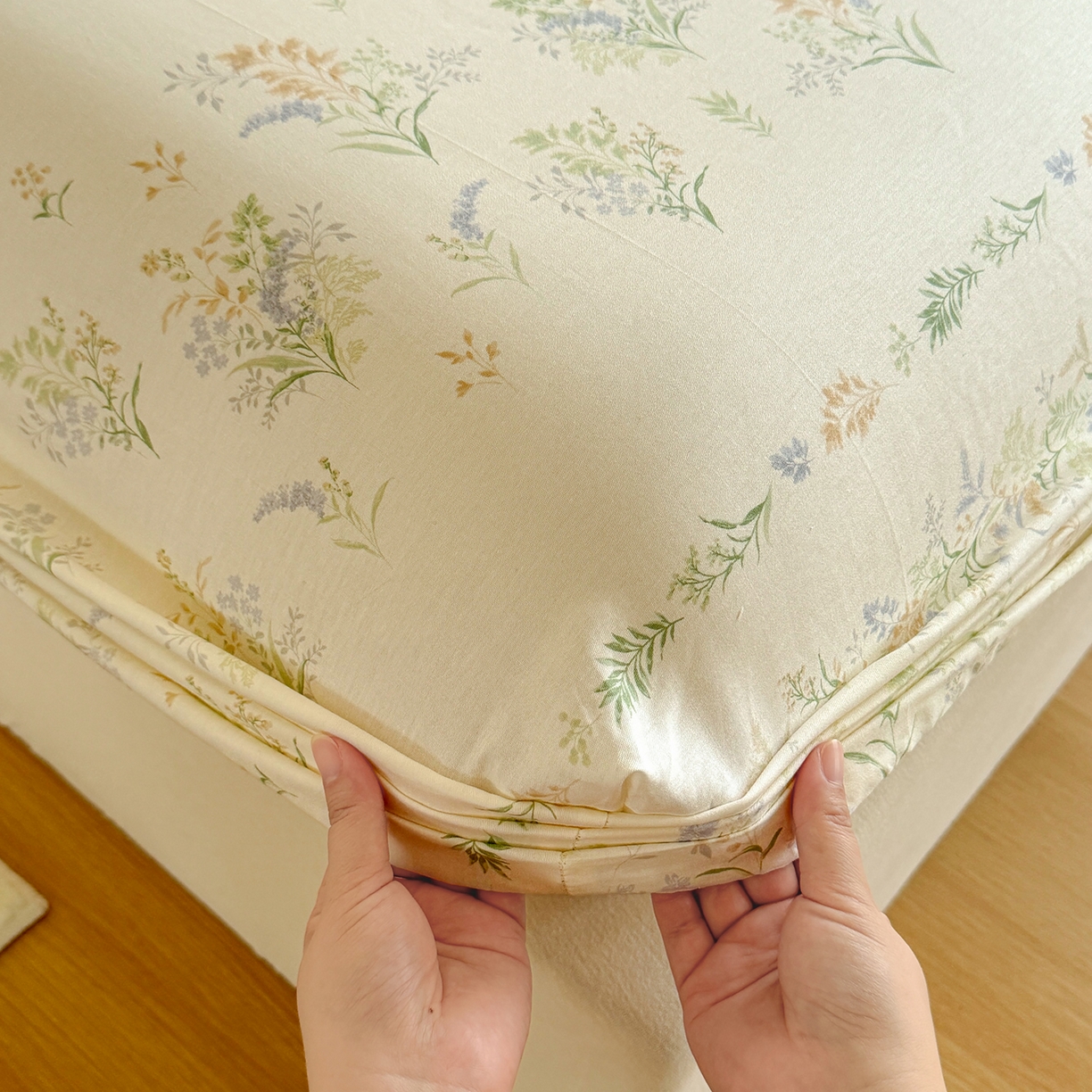 91家纺网 家纺一手货源 找家纺 尚帛 2026新款全棉品质喷气印花爆款四件套 多规格套件 单品系列-单床笠 丛草集