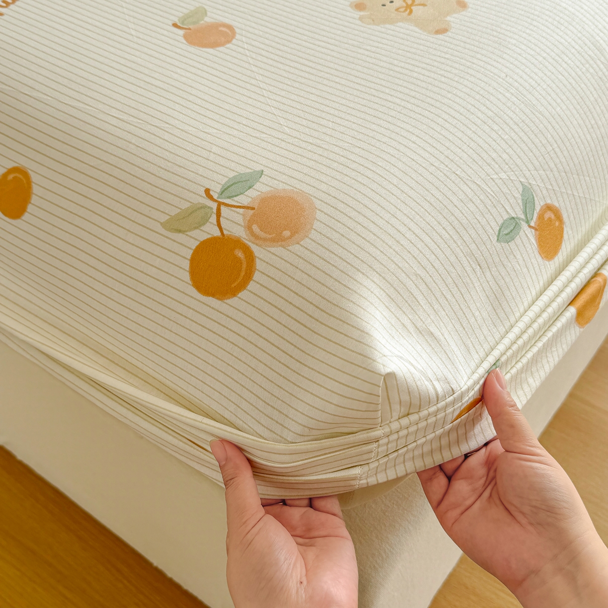 91家纺网 家纺一手货源 找家纺 尚帛 2026新款全棉品质喷气印花爆款四件套 多规格套件 单品系列-单床笠 欢乐碰碰熊