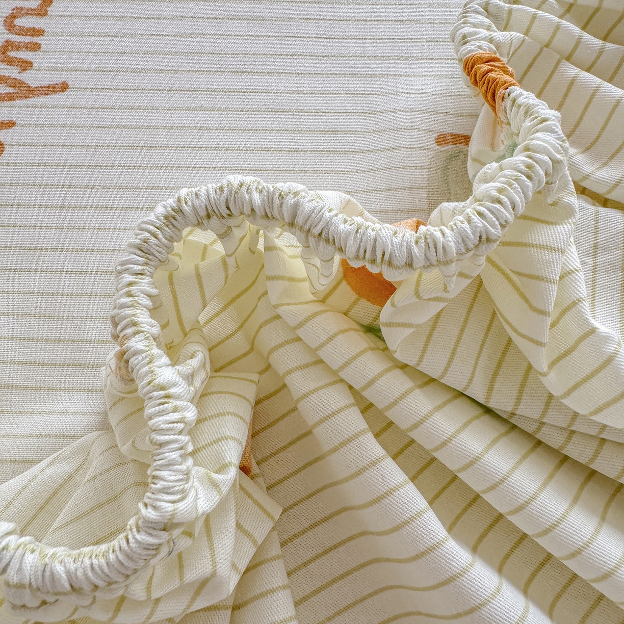 91家纺网 家纺一手货源 找家纺 尚帛 2026新款全棉品质喷气印花爆款四件套 多规格套件 单品系列-单床笠 欢乐碰碰熊