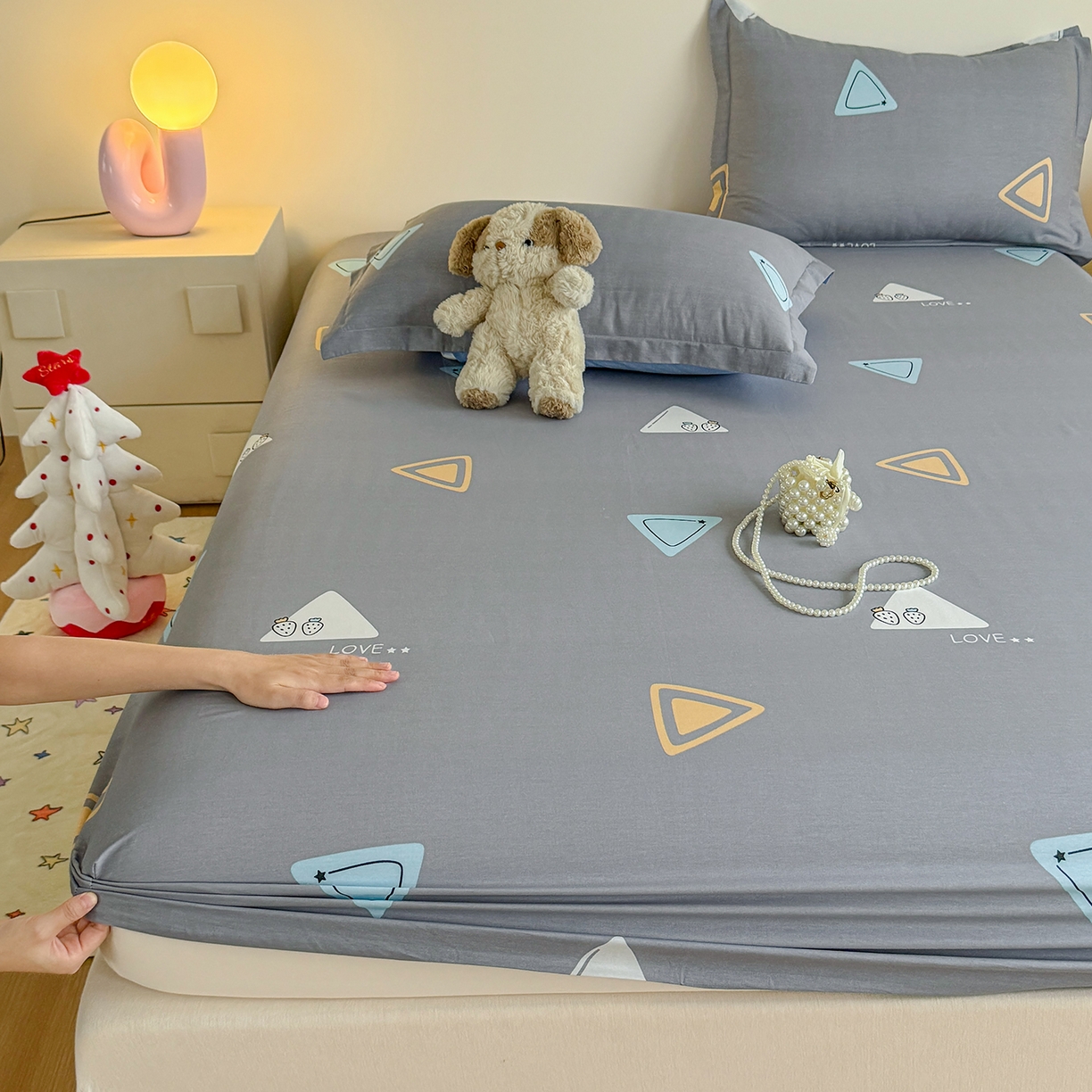 91家纺网 家纺一手货源 找家纺 尚帛 2026新款全棉品质喷气印花爆款四件套 多规格套件 单品系列-单床笠 吉米