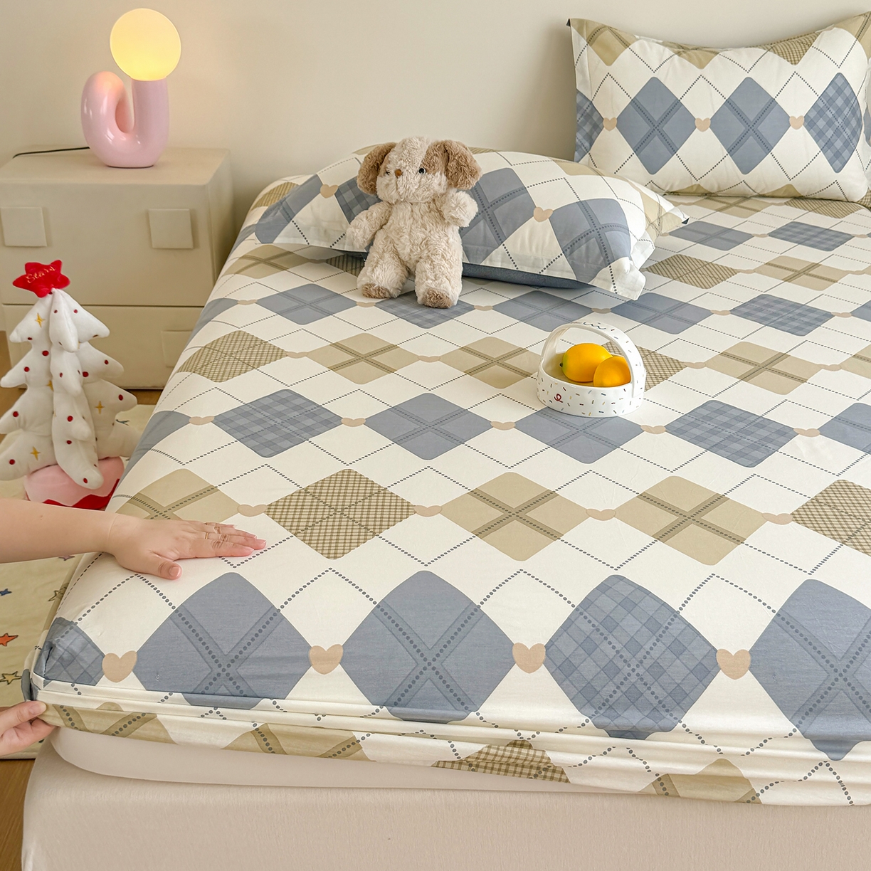 91家纺网 家纺一手货源 找家纺 尚帛 2026新款全棉品质喷气印花爆款四件套 多规格套件 单品系列-单床笠 佳丽斯