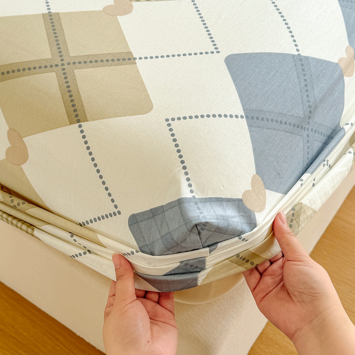 91家纺网 家纺一手货源 找家纺 尚帛 2026新款全棉品质喷气印花爆款四件套 多规格套件 单品系列-单床笠 佳丽斯