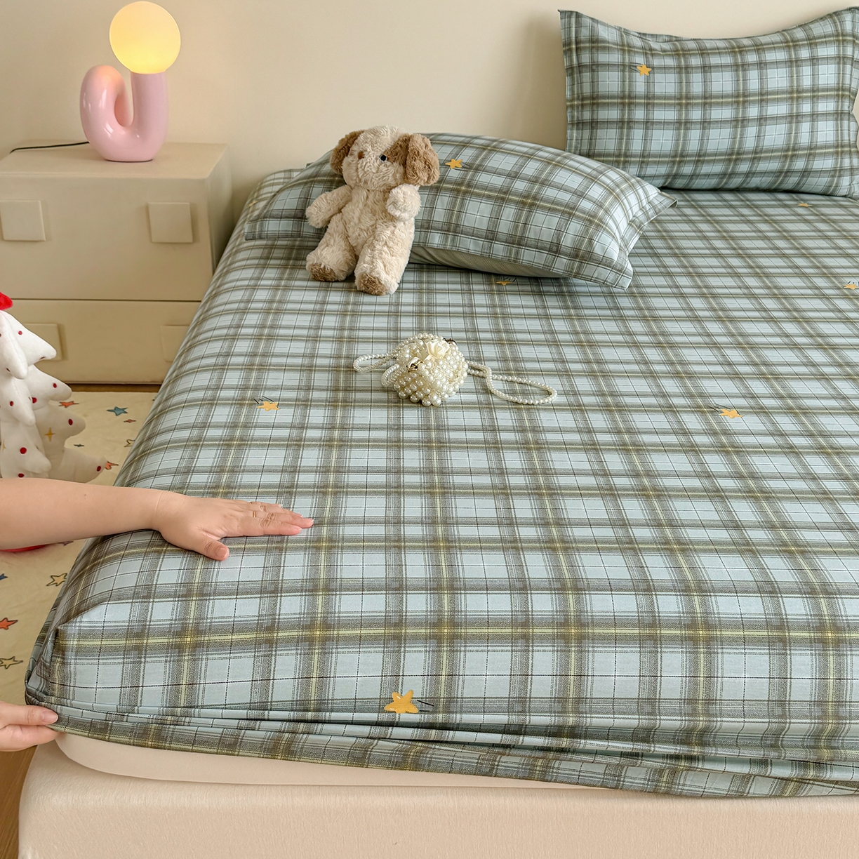 91家纺网 家纺一手货源 找家纺 尚帛 2026新款全棉品质喷气印花爆款四件套 多规格套件 单品系列-单床笠 闪耀的星