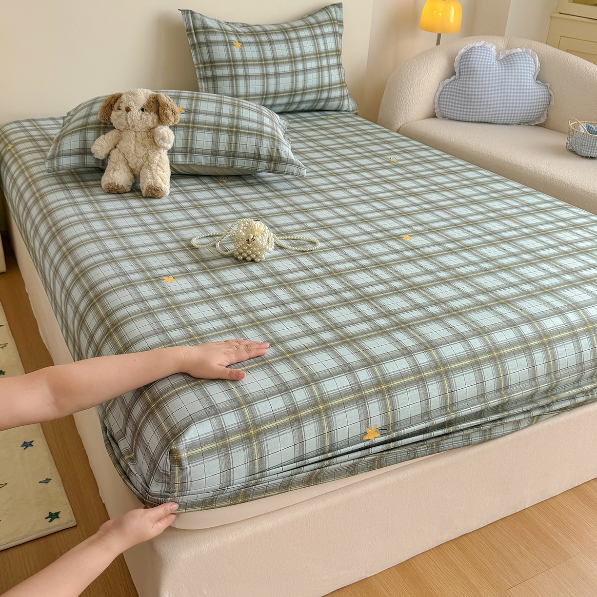 91家纺网 家纺一手货源 找家纺 尚帛 2026新款全棉品质喷气印花爆款四件套 多规格套件 单品系列-单床笠 闪耀的星