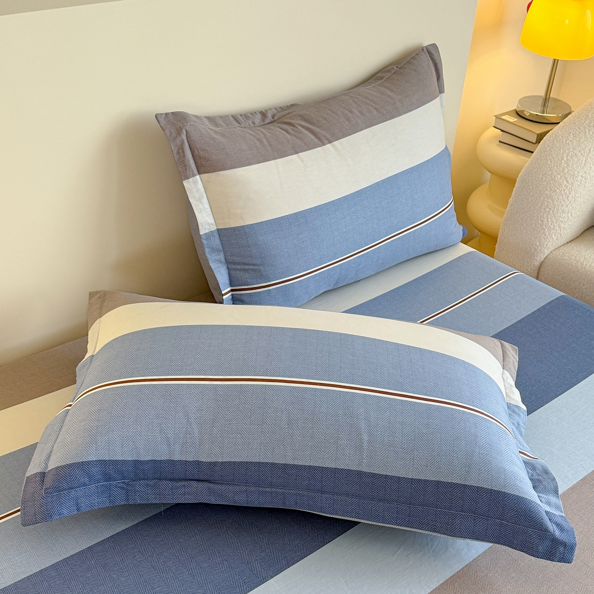 91家纺网 家纺一手货源 找家纺 尚帛 2026新款全棉品质喷气印花爆款四件套 多规格套件 单品系列-单床笠 时尚慕斯