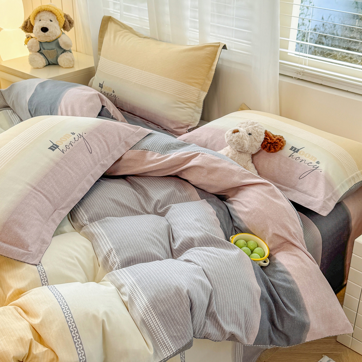 91家纺网 家纺一手货源 找家纺 尚帛 2026新款全棉品质喷气印花爆款四件套 多规格套件 单品系列-单被套 协奏曲-红