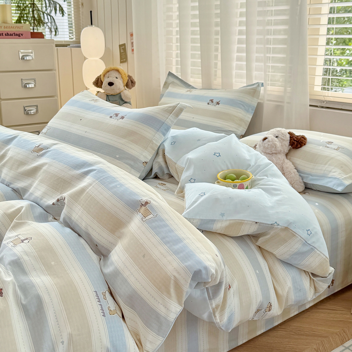 91家纺网 家纺一手货源 找家纺 尚帛 2026新款全棉品质喷气印花爆款四件套 多规格套件 单品系列-四件套 奔跑小狗