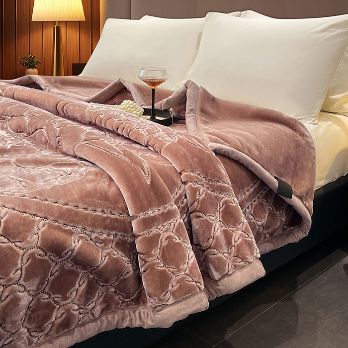 91家纺网 家纺一手货源 找家纺 凯轩毛毯网销专供 2026新款仿刺绣双层加厚压花云毯 豆沙红