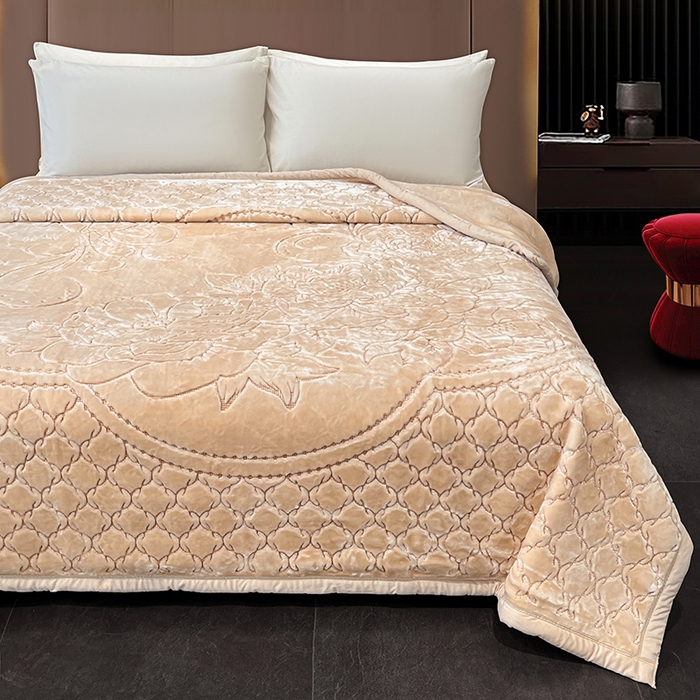 91家纺网 家纺一手货源 找家纺 凯轩毛毯网销专供 2026新款仿刺绣双层加厚压花云毯 奶油咖