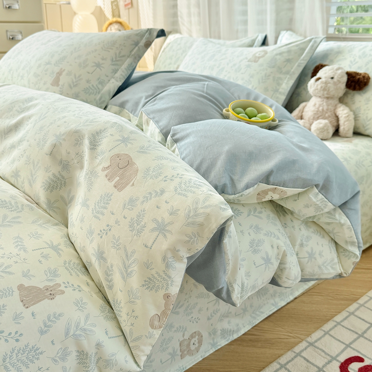 91家纺网 家纺一手货源 找家纺 尚帛 2026新款全棉品质喷气印花爆款四件套 多规格套件 单品系列-四件套 森林小镇-兰