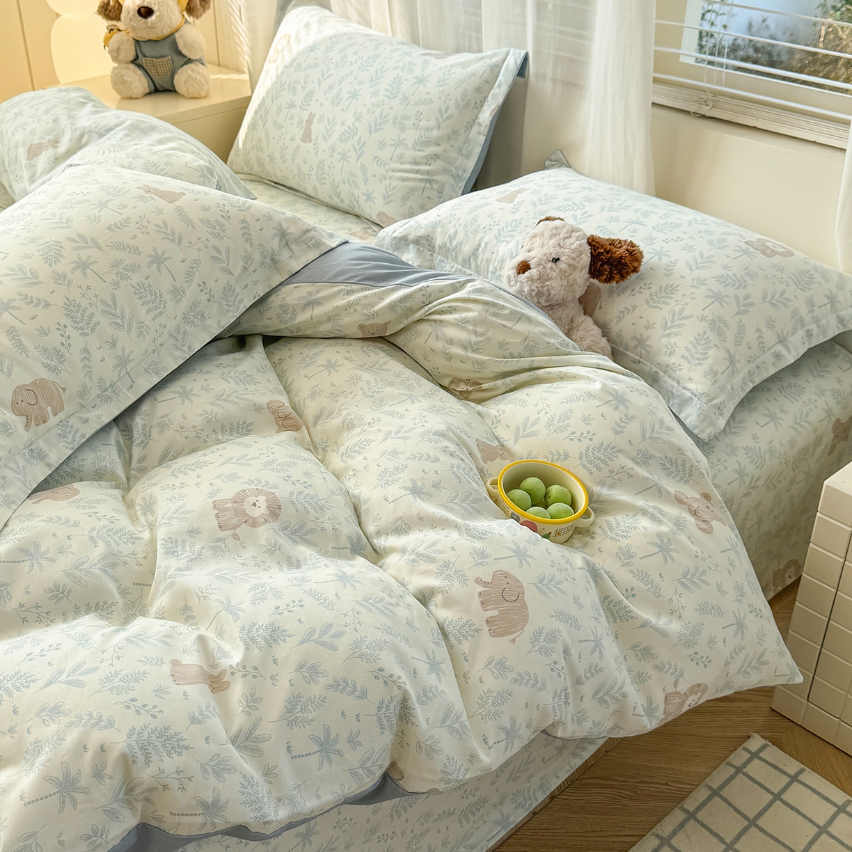 91家纺网 家纺一手货源 找家纺 尚帛 2026新款全棉品质喷气印花爆款四件套 多规格套件 单品系列-四件套 森林小镇-兰