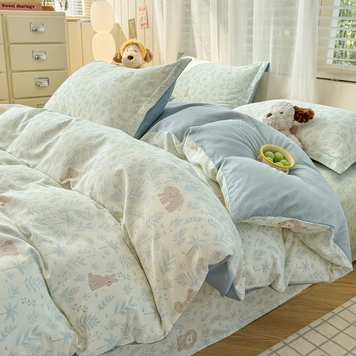 91家纺网 家纺一手货源 找家纺 尚帛 2026新款全棉品质喷气印花爆款四件套 多规格套件 单品系列-四件套 森林小镇-兰