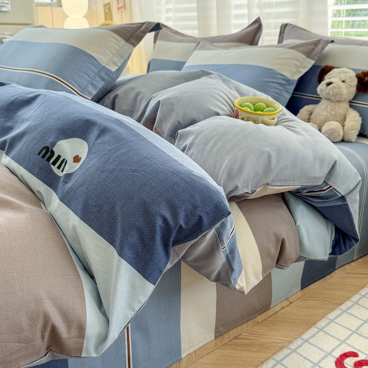 91家纺网 家纺一手货源 找家纺 尚帛 2026新款全棉品质喷气印花爆款四件套 多规格套件 单品系列-四件套 时尚慕斯