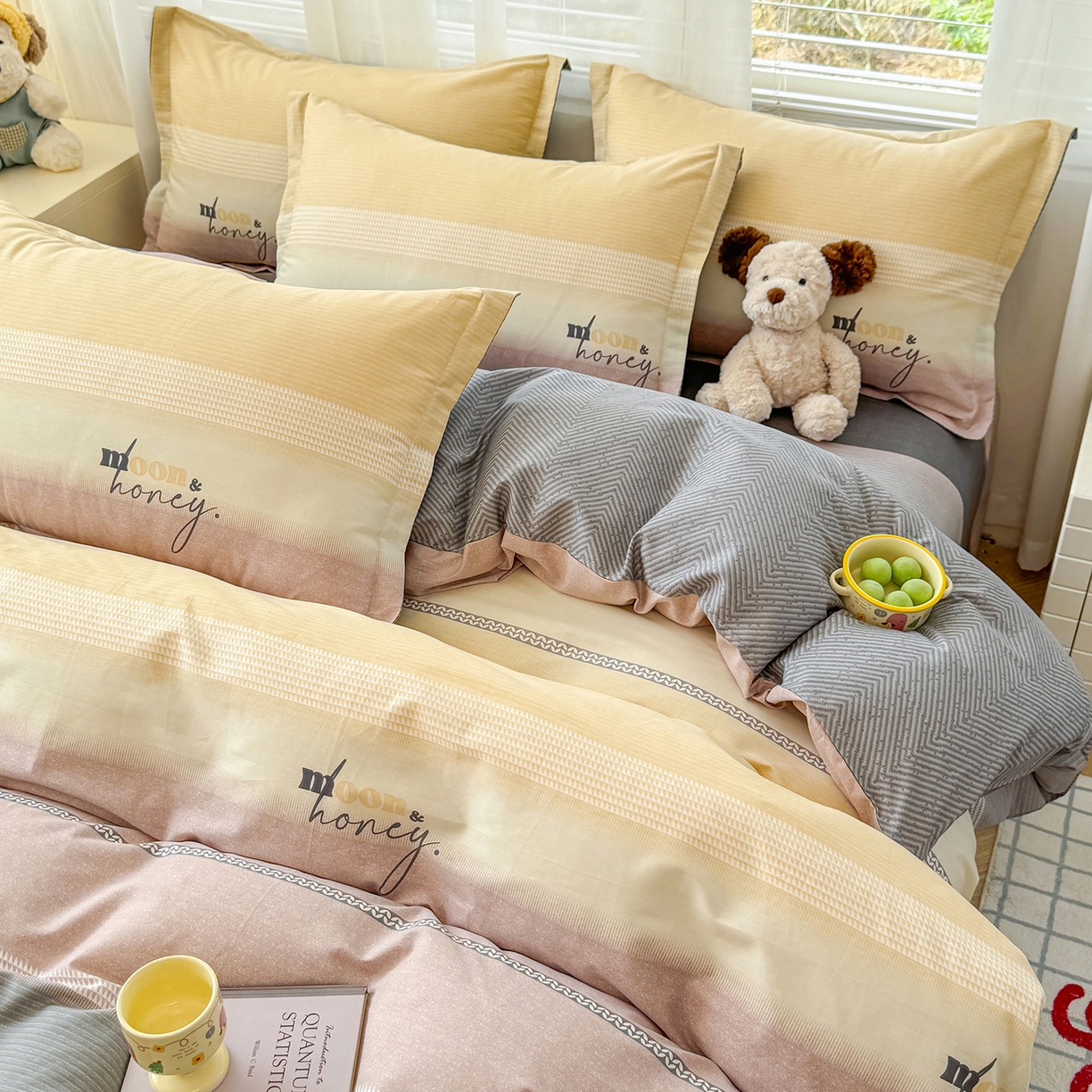 91家纺网 家纺一手货源 找家纺 尚帛 2026新款全棉品质喷气印花爆款四件套 多规格套件 单品系列-四件套 协奏曲-红