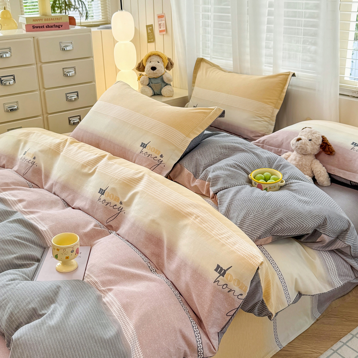 91家纺网 家纺一手货源 找家纺 尚帛 2026新款全棉品质喷气印花爆款四件套 多规格套件 单品系列-四件套 协奏曲-红