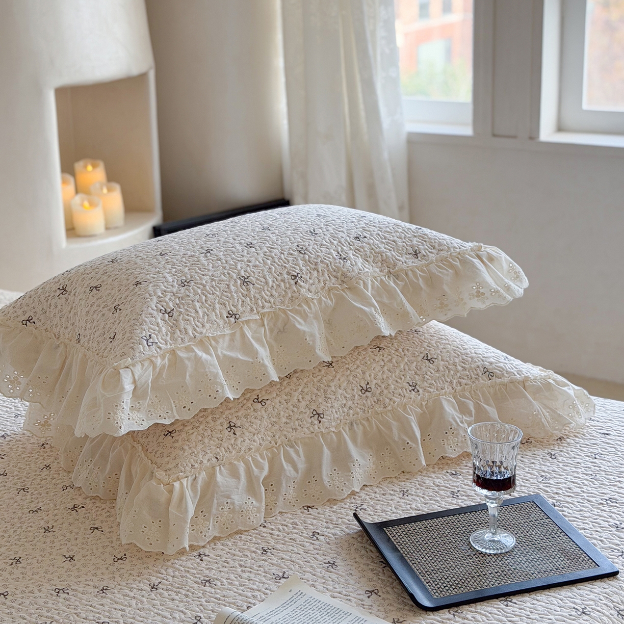 91家纺网 家纺一手货源 找家纺 琳可家居 2026新款印花全棉双层纱床盖棉布花边高温水洗A类标准夹棉可机洗 蝴蝶结