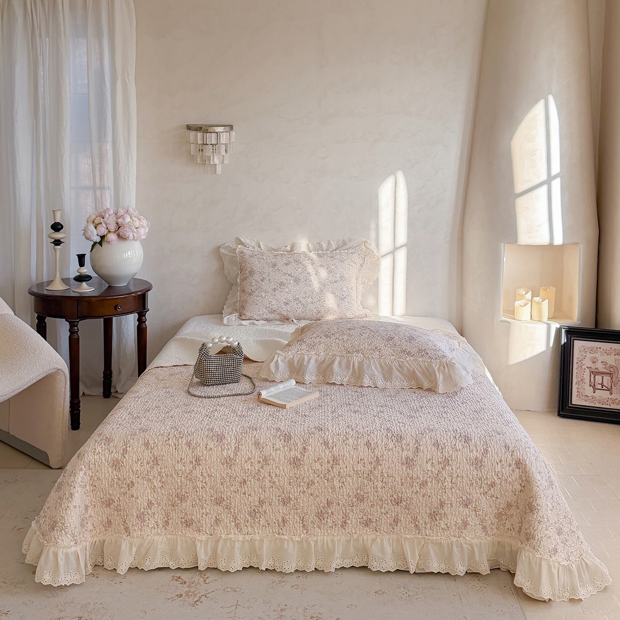 91家纺网 家纺一手货源 找家纺 琳可家居 2026新款印花全棉双层纱床盖棉布花边高温水洗A类标准夹棉可机洗 花之语