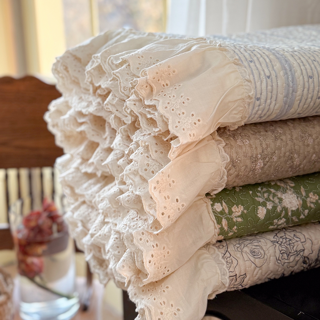 91家纺网 家纺一手货源 找家纺 琳可家居 2026新款印花全棉双层纱床盖棉布花边高温水洗A类标准夹棉可机洗 组合图