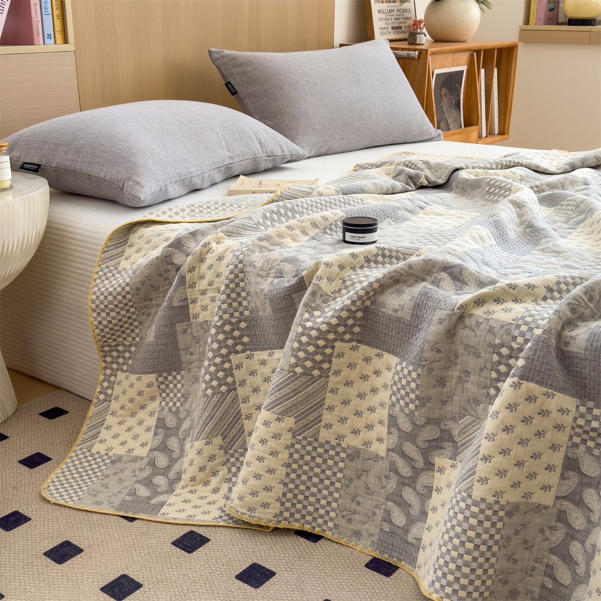 91家纺网 家纺一手货源 找家纺 兄弟坊 2025新款全棉三层纱多功能毛巾被（盖毯床单夏被）棉澜 棉澜-巴黎风情灰