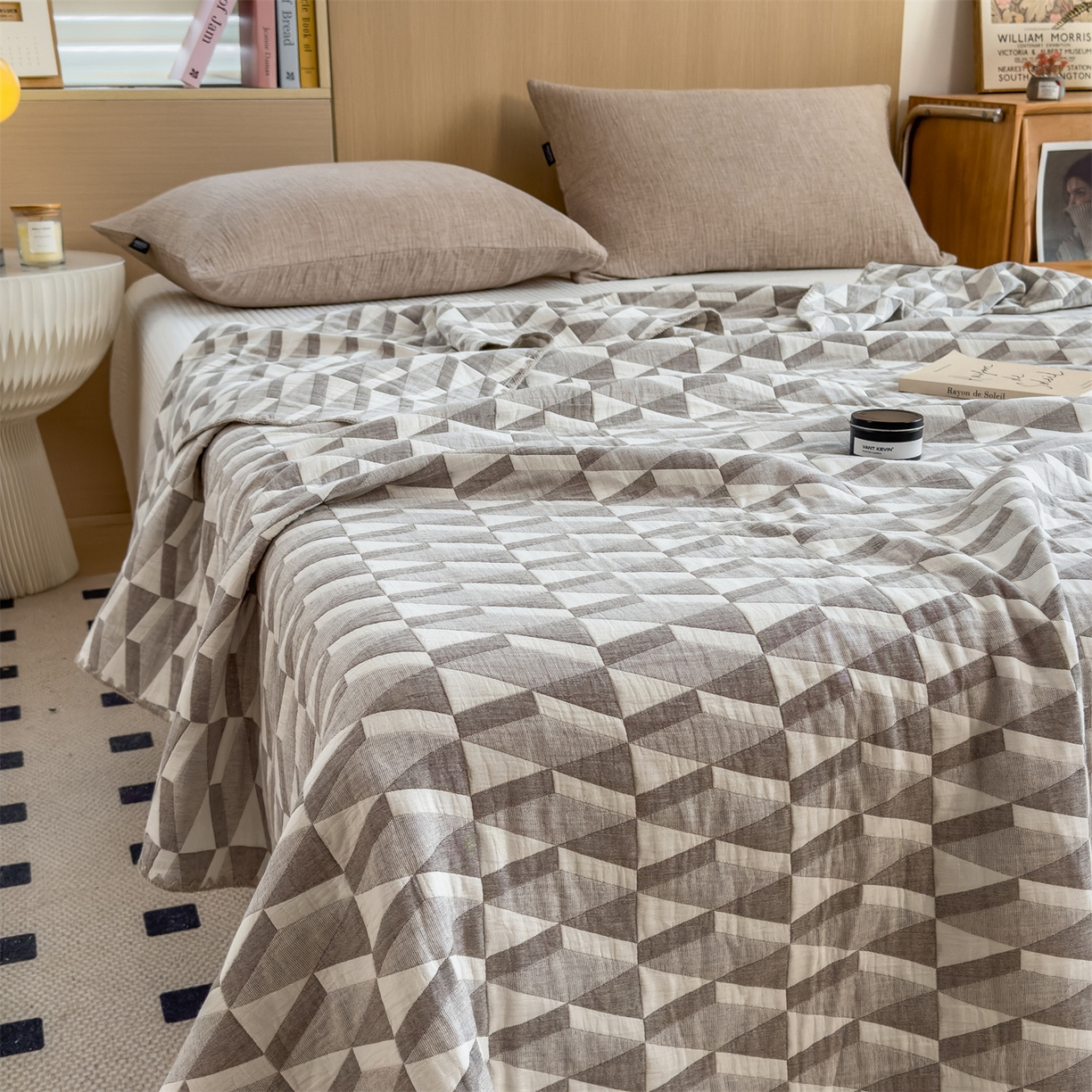 91家纺网 家纺一手货源 找家纺 兄弟坊 2025新款全棉三层纱多功能毛巾被（盖毯床单夏被）棉澜 棉澜-简纹黑白