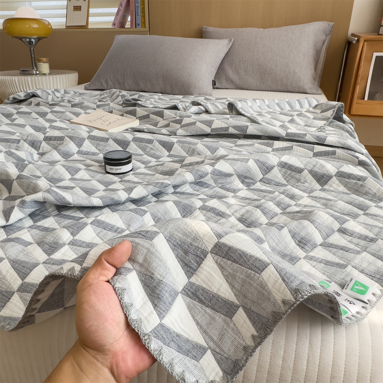 91家纺网 家纺一手货源 找家纺 兄弟坊 2025新款全棉三层纱多功能毛巾被（盖毯床单夏被）棉澜 棉澜-简纹灰白