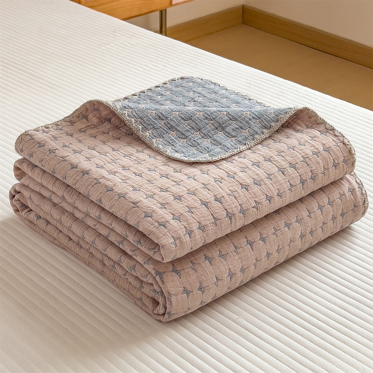 91家纺网 家纺一手货源 找家纺 兄弟坊 2025新款全棉三层纱多功能毛巾被（盖毯床单夏被）棉澜 棉澜-星悦灰