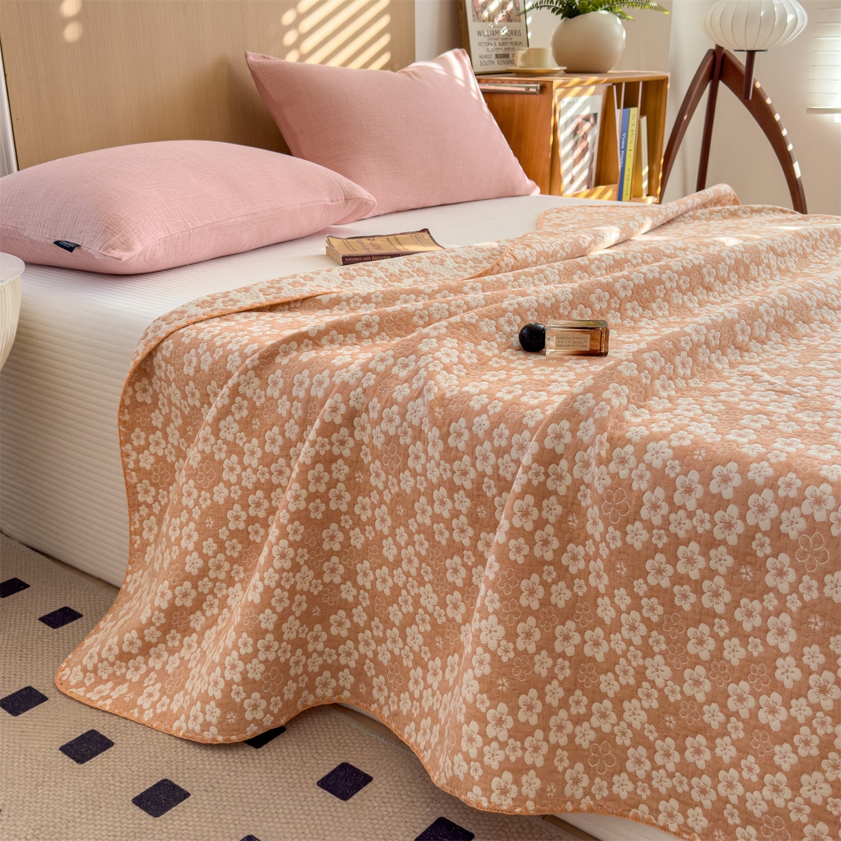 91家纺网 家纺一手货源 找家纺 兄弟坊 2025新款全棉三层纱多功能毛巾被（盖毯床单夏被）棉澜 棉澜-花海浅橙