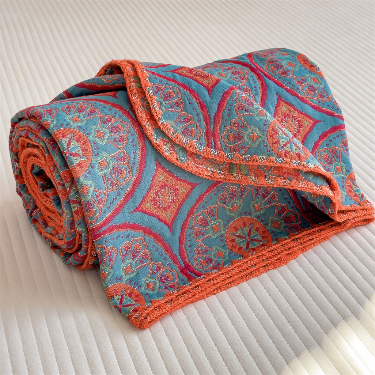 91家纺网 家纺一手货源 找家纺 兄弟坊 2025新款全棉三层纱多功能毛巾被（盖毯床单夏被）棉澜 棉澜-敦煌锦纹