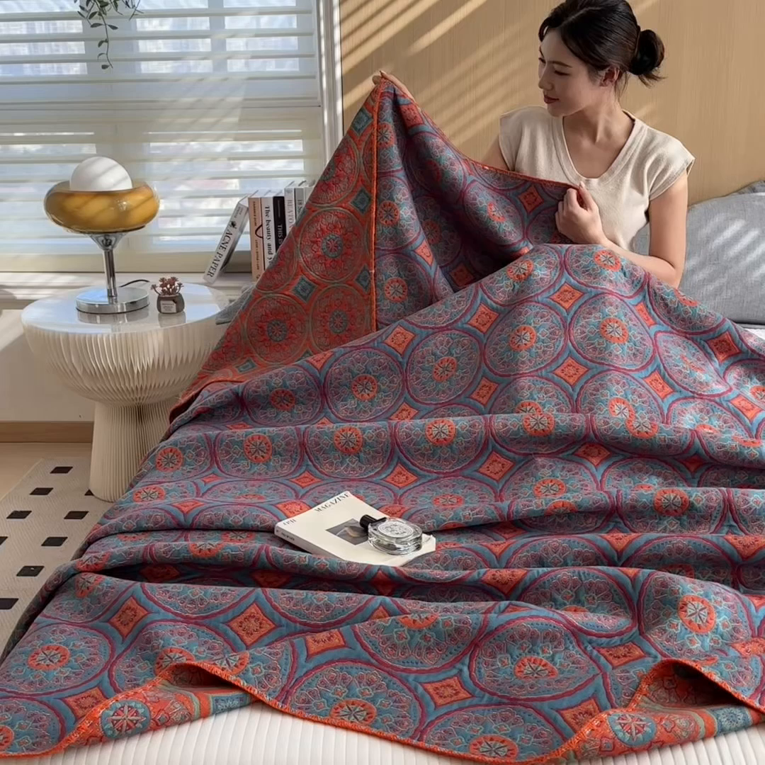 91家纺网 家纺一手货源 找家纺 兄弟坊 2025新款全棉三层纱多功能毛巾被（盖毯床单夏被）棉澜 棉澜-敦煌锦纹