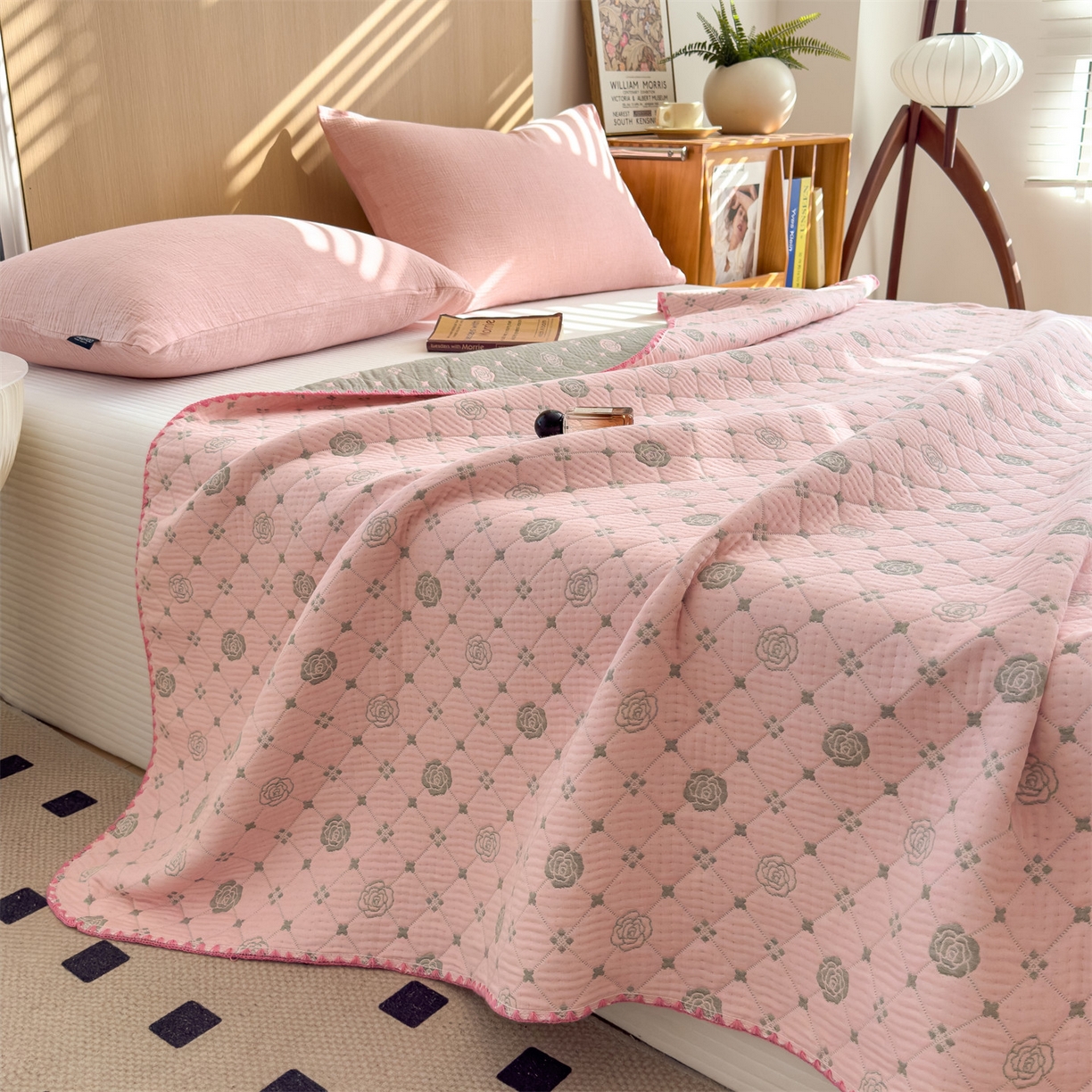 91家纺网 家纺一手货源 找家纺 兄弟坊 2025新款全棉三层纱多功能毛巾被（盖毯床单夏被）棉澜 棉澜-山茶花粉