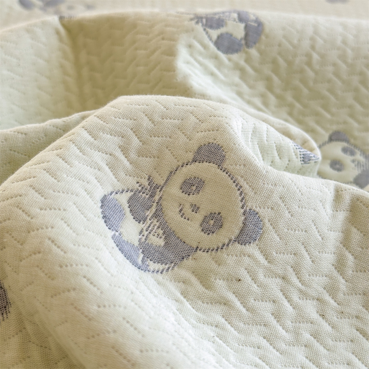 91家纺网 家纺一手货源 找家纺 兄弟坊 2025新款全棉三层纱多功能毛巾被（盖毯床单夏被）棉澜 棉澜-小熊猫