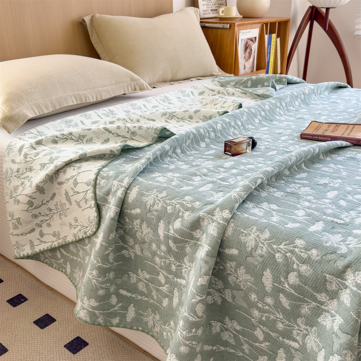 91家纺网 家纺一手货源 找家纺 兄弟坊 2025新款全棉三层纱多功能毛巾被（盖毯床单夏被）棉澜 棉澜-枝叶轻绿