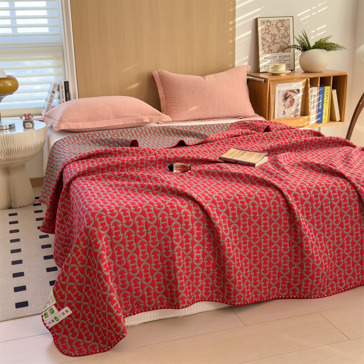 91家纺网 家纺一手货源 找家纺 兄弟坊 2025新款全棉三层纱多功能毛巾被（盖毯床单夏被）棉澜 棉澜-字母H-红