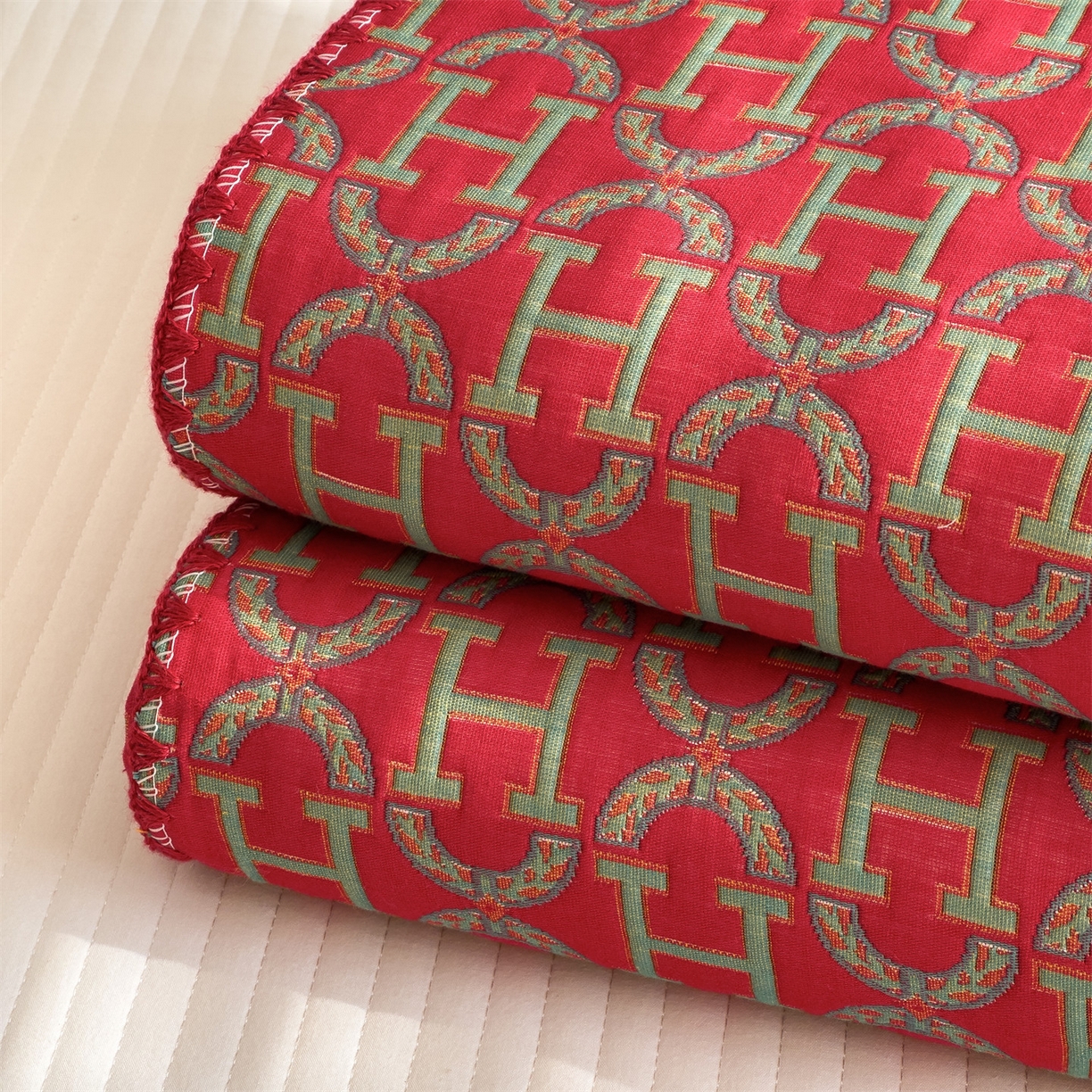 91家纺网 家纺一手货源 找家纺 兄弟坊 2025新款全棉三层纱多功能毛巾被（盖毯床单夏被）棉澜 棉澜-字母H-红