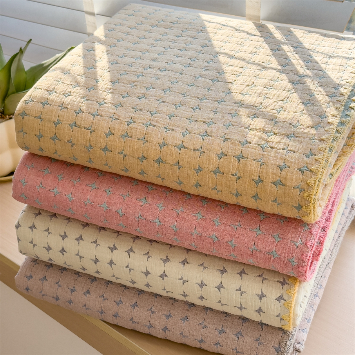 91家纺网 家纺一手货源 找家纺 兄弟坊 2025新款全棉三层纱多功能毛巾被（盖毯床单夏被）棉澜 组合图