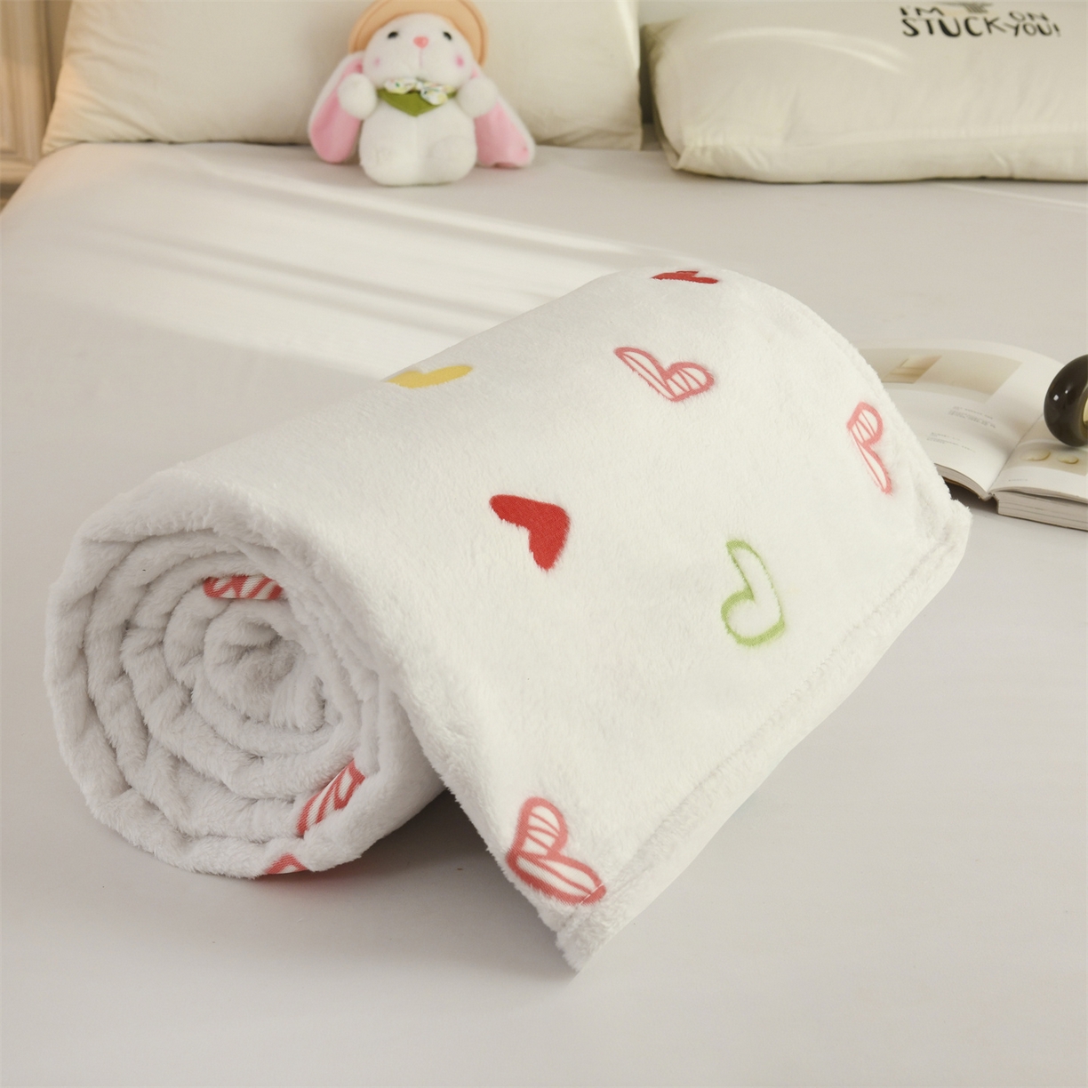 91家纺网 家纺一手货源 找家纺 恋绒家纺 2025新款云朵绒毛毯毯子多铺盖多功能盖毯绒 甜蜜心情
