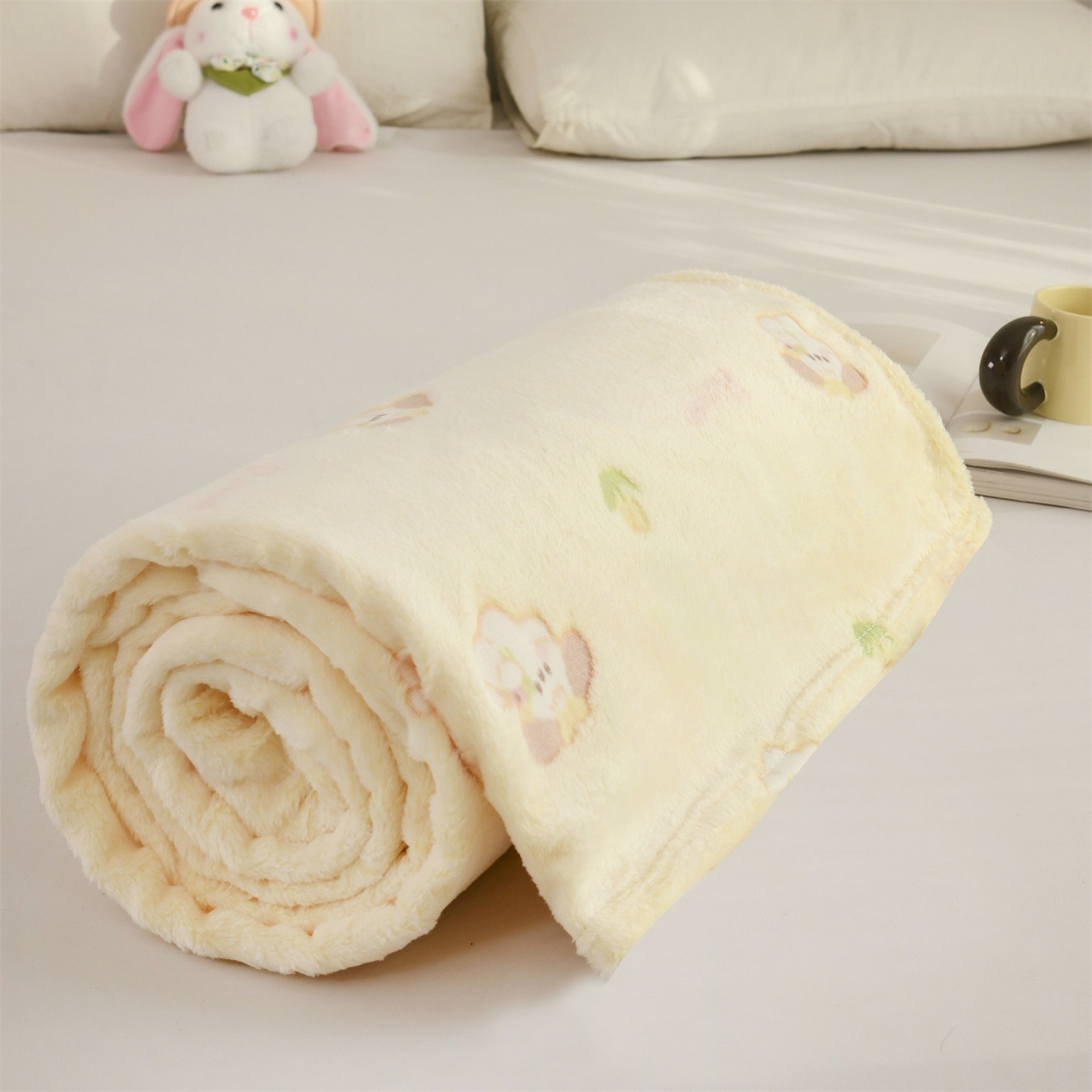 91家纺网 家纺一手货源 找家纺 恋绒家纺 2025新款云朵绒毛毯毯子多铺盖多功能盖毯绒 小狗米黄