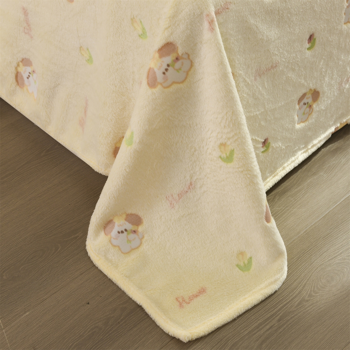 91家纺网 家纺一手货源 找家纺 恋绒家纺 2025新款云朵绒毛毯毯子多铺盖多功能盖毯绒 小狗米黄