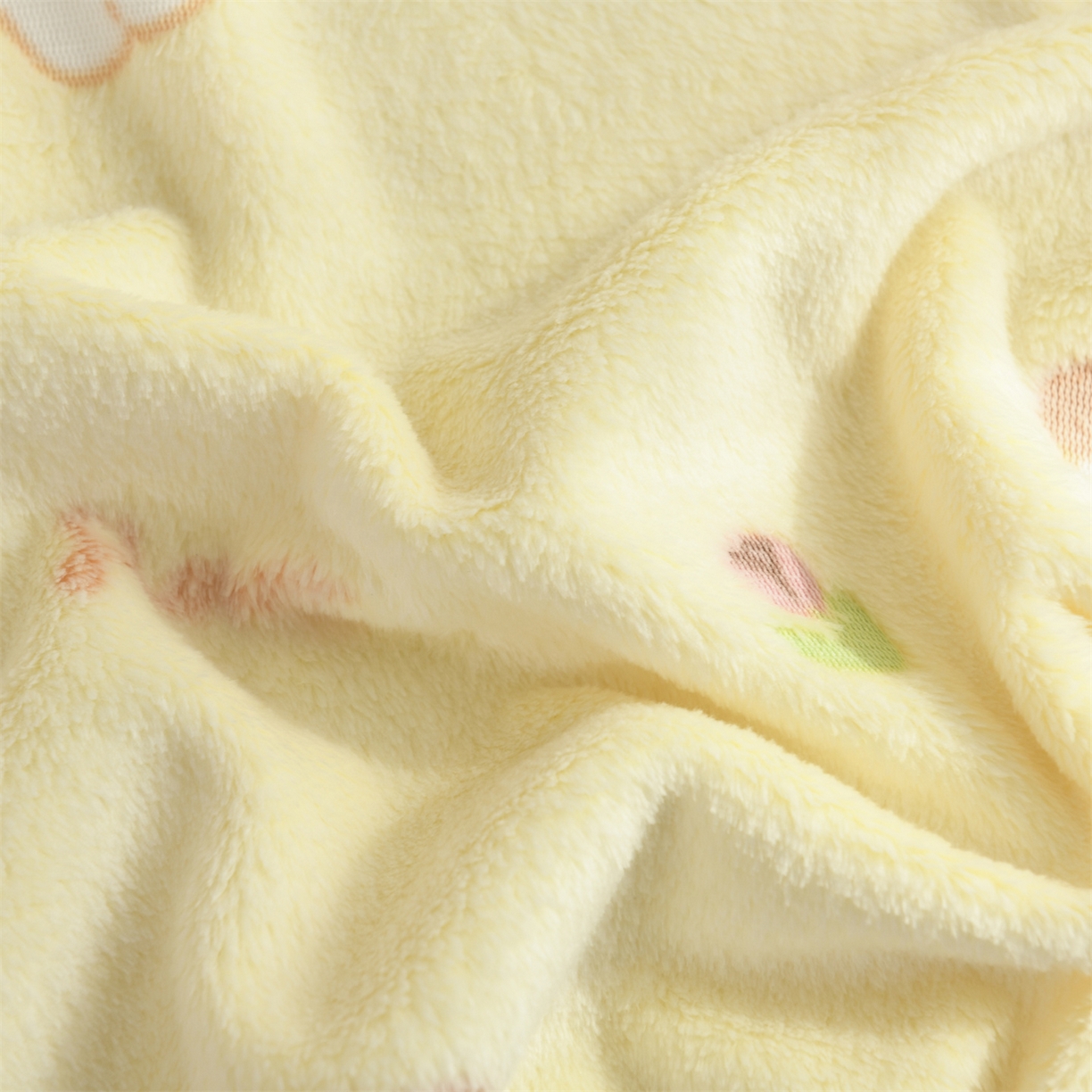 91家纺网 家纺一手货源 找家纺 恋绒家纺 2025新款云朵绒毛毯毯子多铺盖多功能盖毯绒 小狗米黄