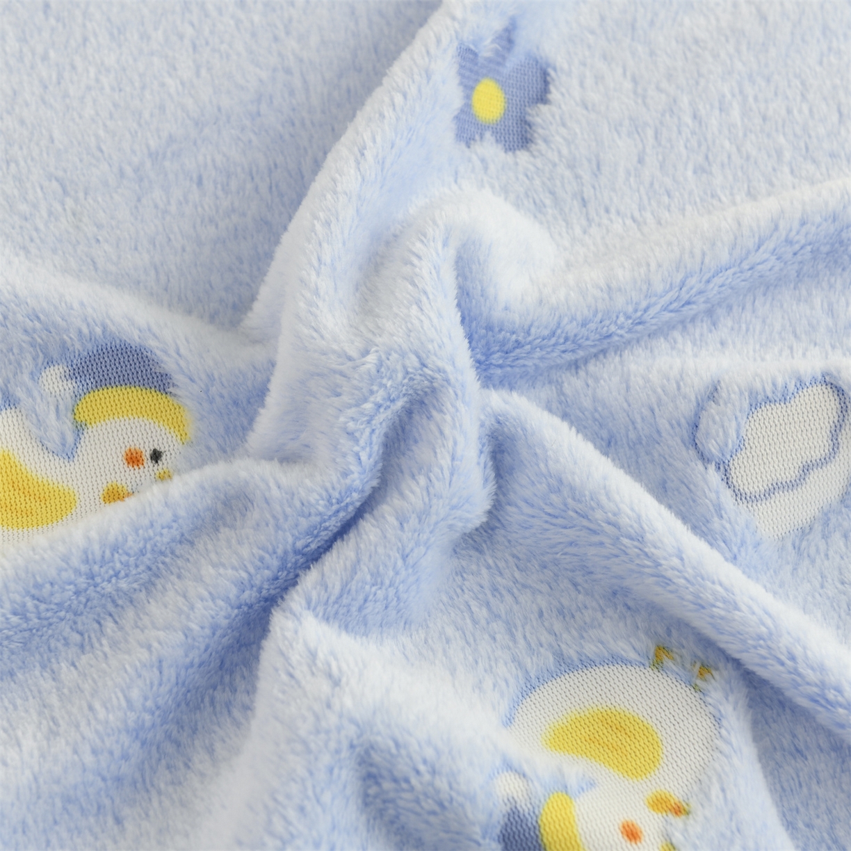 91家纺网 家纺一手货源 找家纺 恋绒家纺 2025新款云朵绒毛毯毯子多铺盖多功能盖毯绒 兰花小鸭