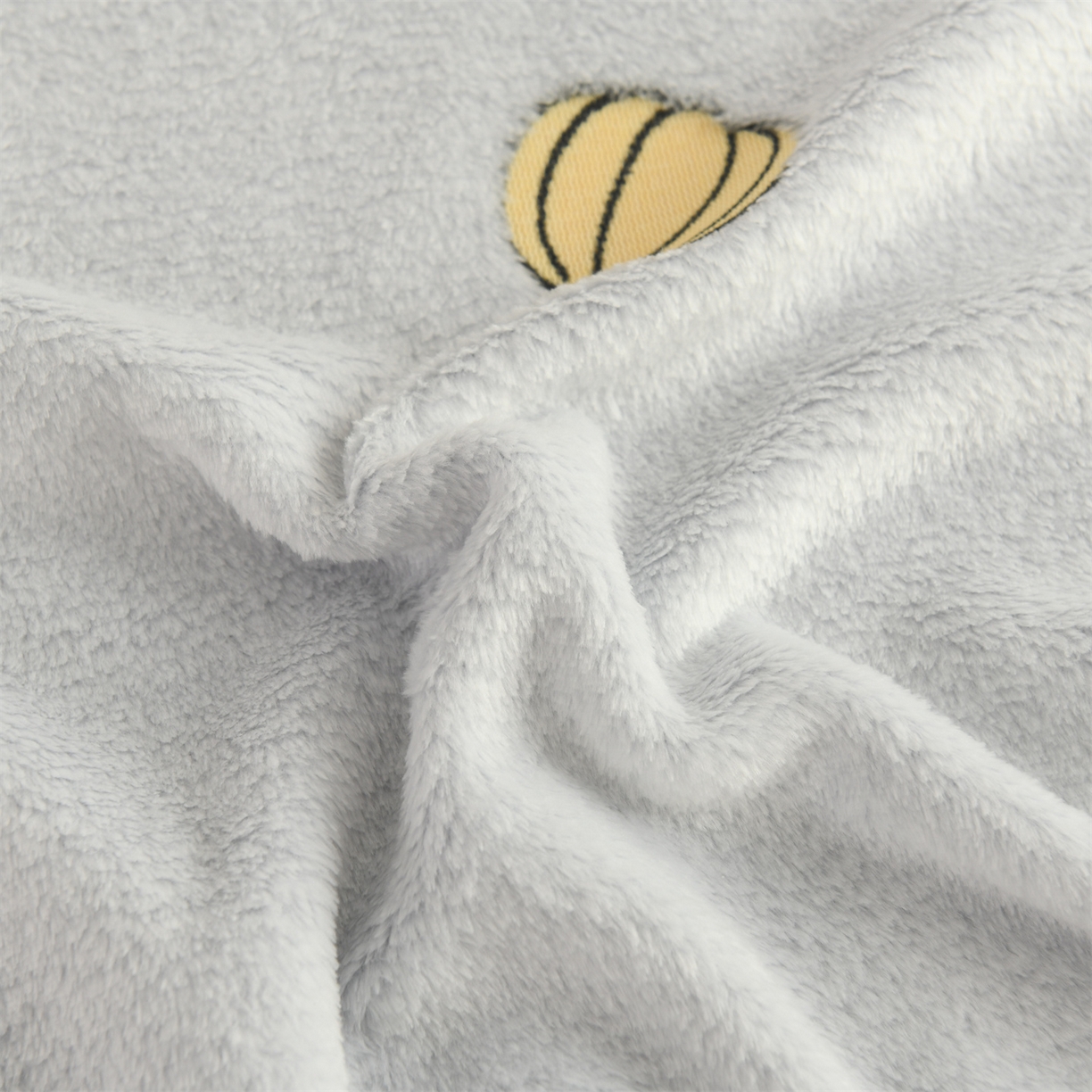 91家纺网 家纺一手货源 找家纺 恋绒家纺 2025新款云朵绒毛毯毯子多铺盖多功能盖毯绒 南瓜-灰