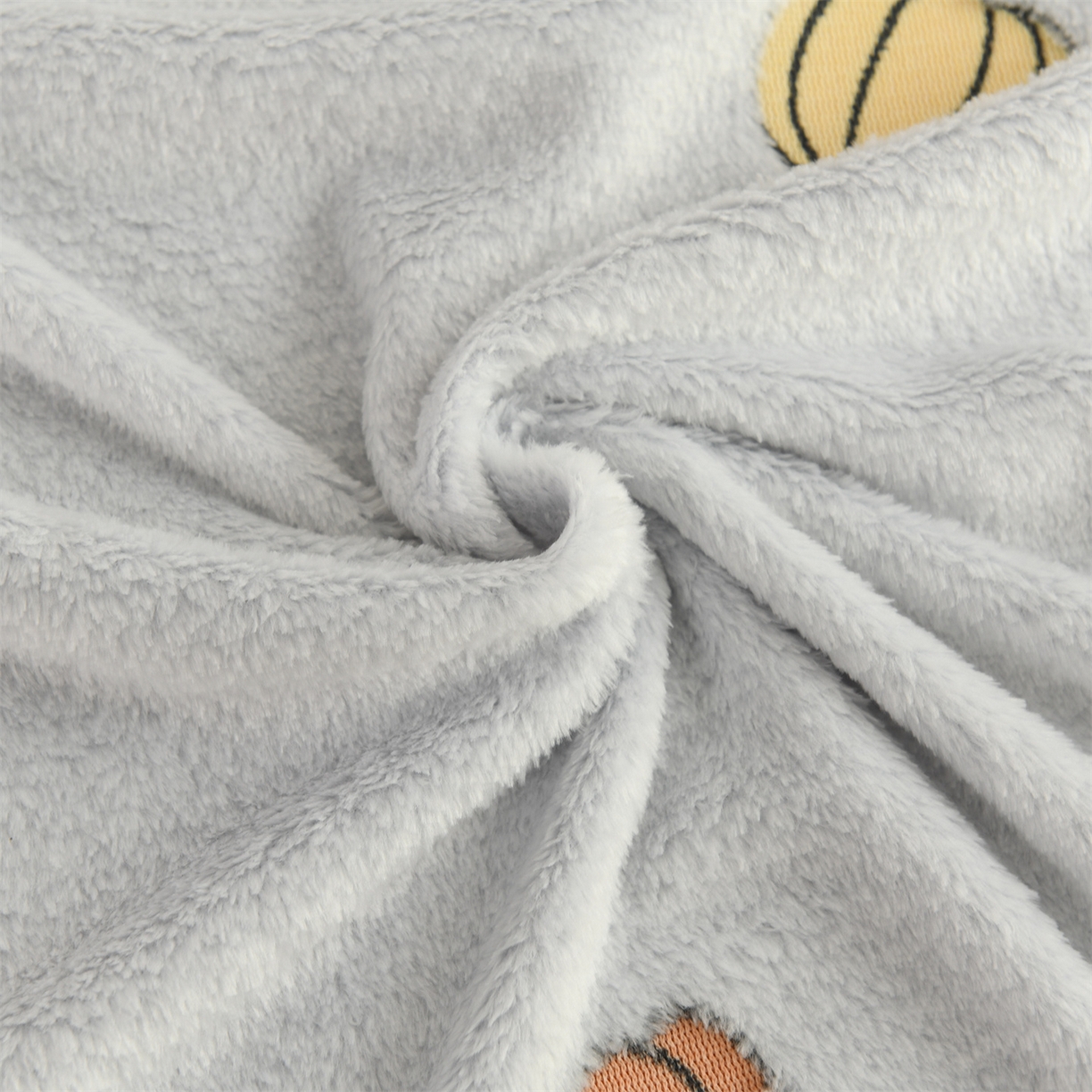 91家纺网 家纺一手货源 找家纺 恋绒家纺 2025新款云朵绒毛毯毯子多铺盖多功能盖毯绒 南瓜-灰