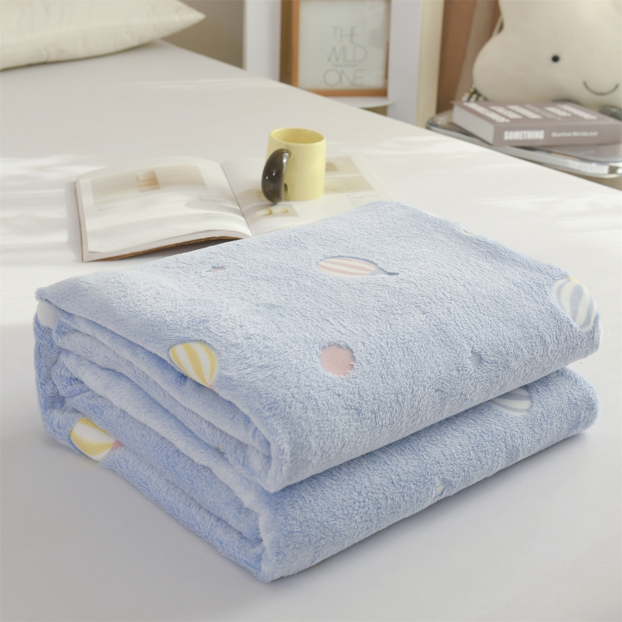 91家纺网 家纺一手货源 找家纺 恋绒家纺 2025新款云朵绒毛毯毯子多铺盖多功能盖毯绒 热气球-兰