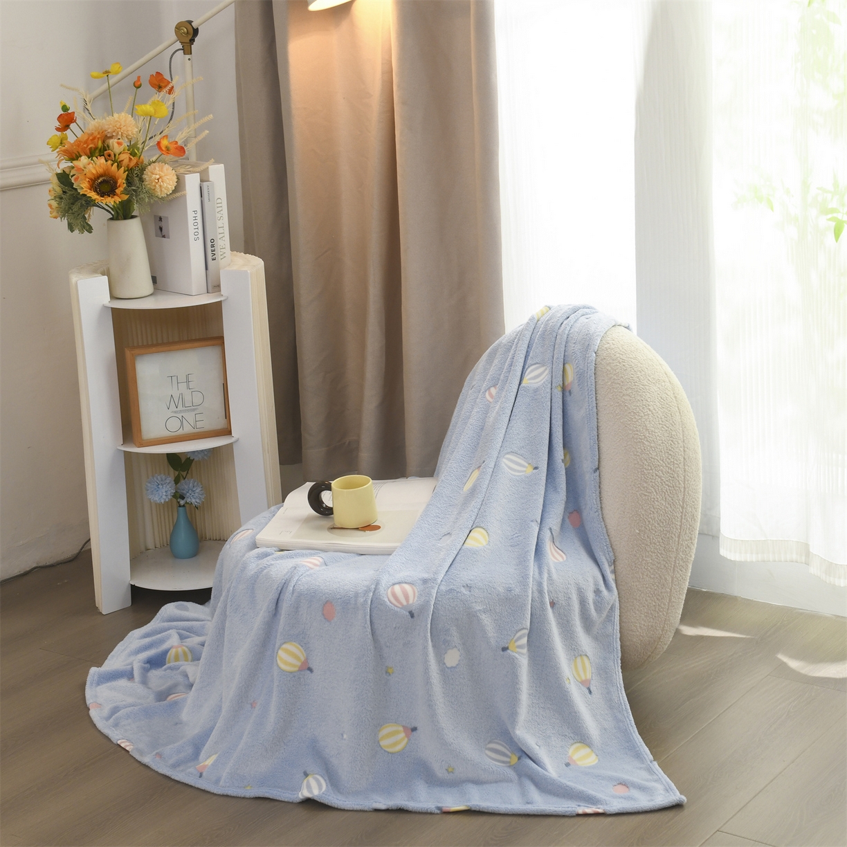 91家纺网 家纺一手货源 找家纺 恋绒家纺 2025新款云朵绒毛毯毯子多铺盖多功能盖毯绒 热气球-兰