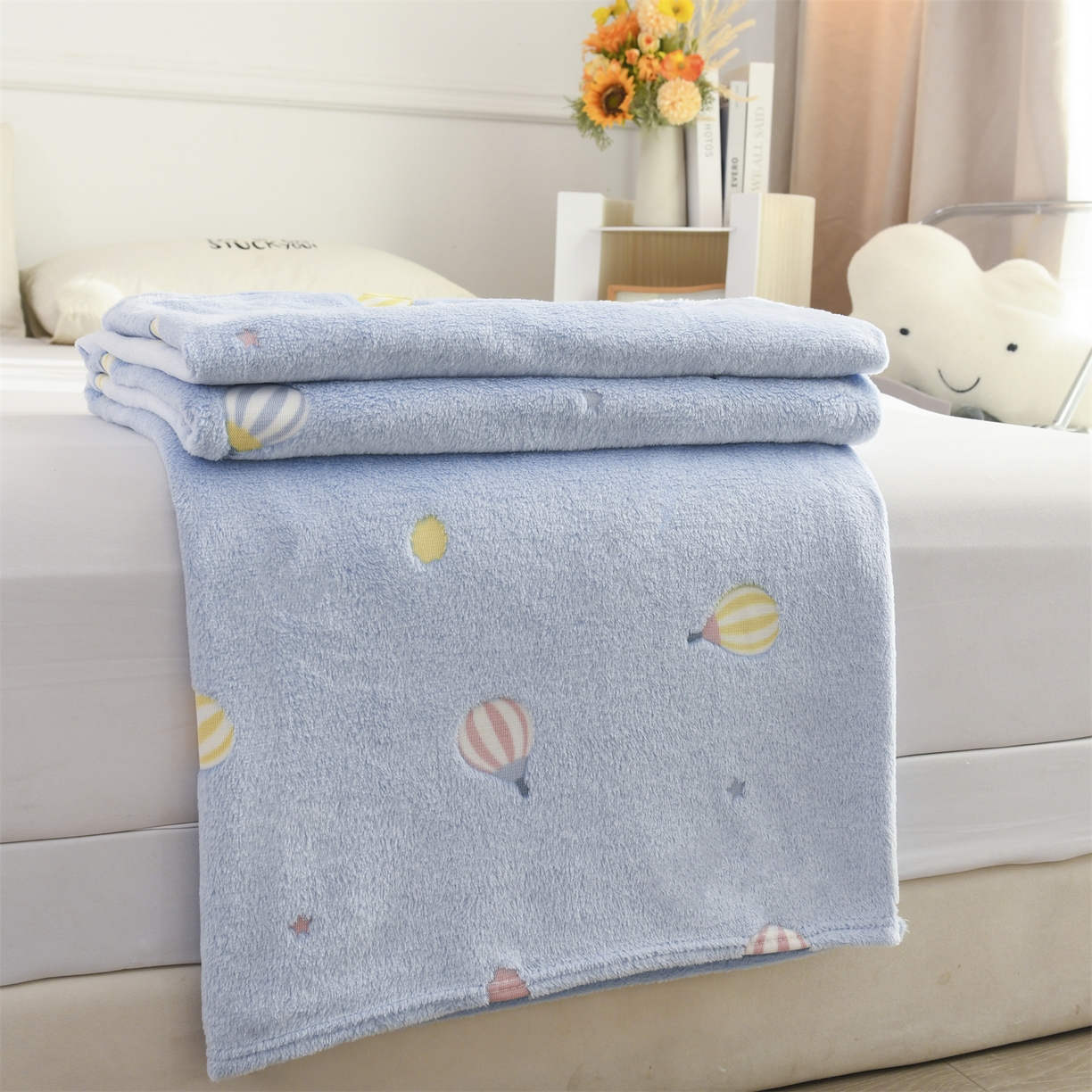 91家纺网 家纺一手货源 找家纺 恋绒家纺 2025新款云朵绒毛毯毯子多铺盖多功能盖毯绒 热气球-兰