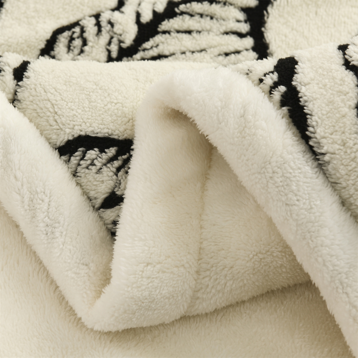 91家纺网 家纺一手货源 找家纺 （总）恋绒家纺 2025新款阳离子三层舒棉绒毛毯毯子