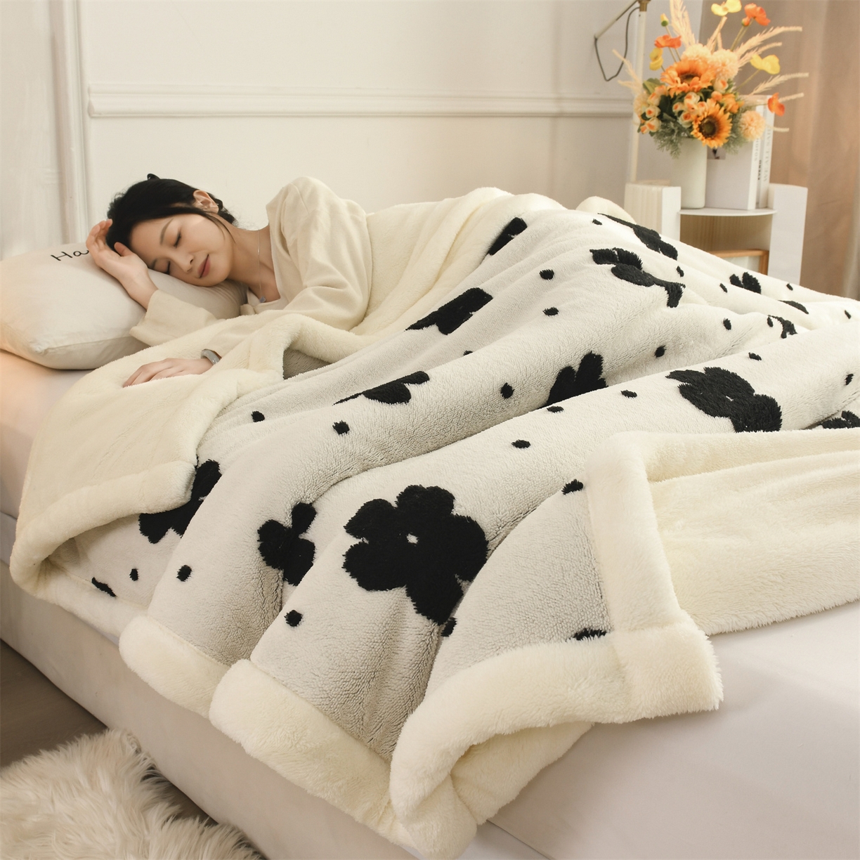 91家纺网 家纺一手货源 找家纺 恋绒家纺 2025新款阳离子三层舒棉绒毛毯毯子 幕朵