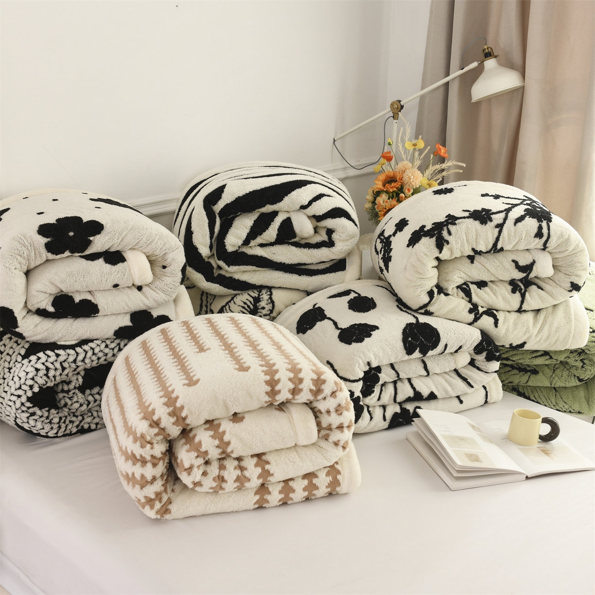 91家纺网 家纺一手货源 找家纺 恋绒家纺 2025新款阳离子三层舒棉绒毛毯毯子 郁金香