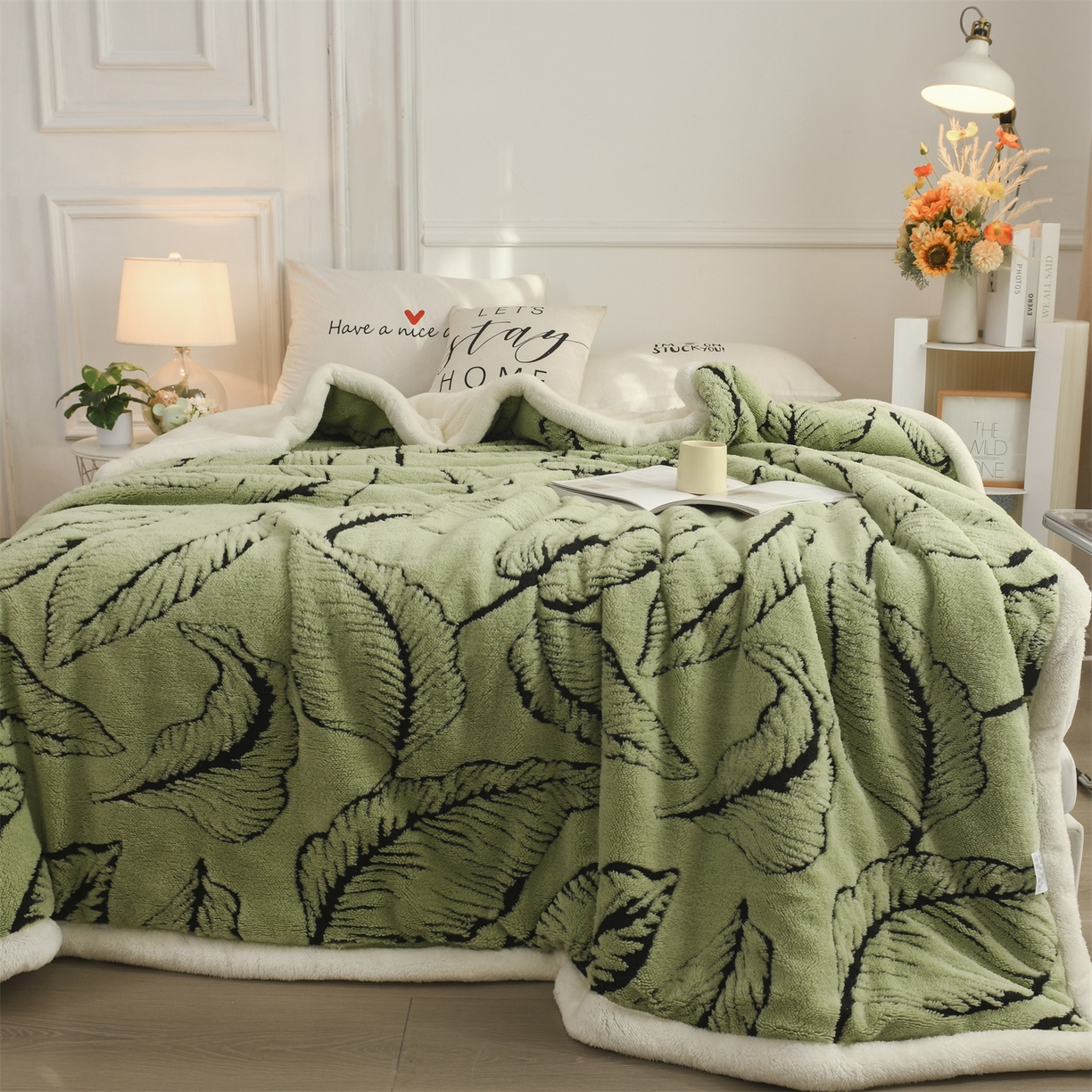 91家纺网 家纺一手货源 找家纺 恋绒家纺 2025新款阳离子三层舒棉绒毛毯毯子 蕉叶绿